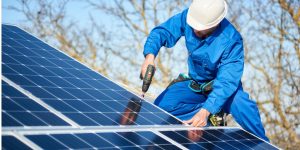 Installation Maintenance Panneaux Solaires Photovoltaïques à Creon